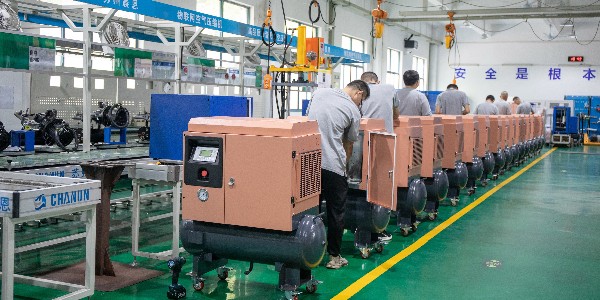 螺桿空壓機(jī)使用壽命受哪些方面影響？